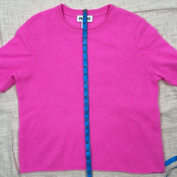 Filoro Rolled Edge Cashmere T-shirt in Hot Pink Size L - Picture 9 of 9
